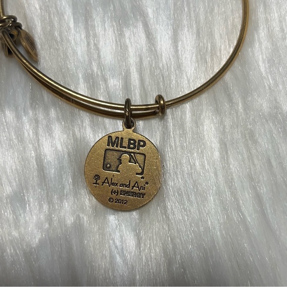 Alex and Ani Rafaelian Gold San Fransisco Giants MLB Charm Bangle Bracelet - Picture 3 of 3